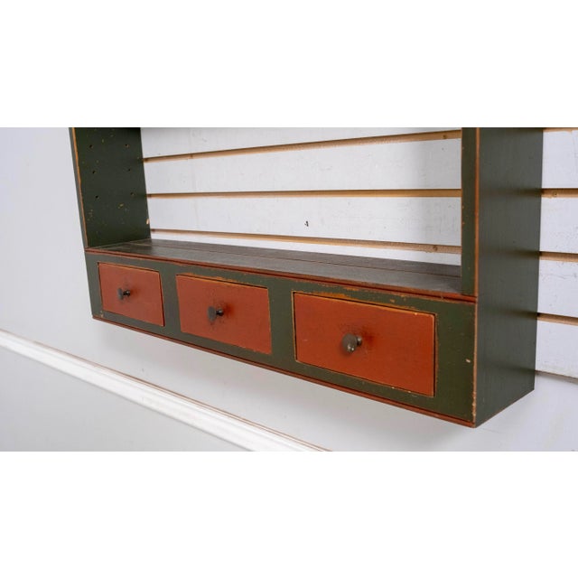 David Smith Primitive Country Painted Wall Shelf For Sale In Philadelphia - Image 6 of 11