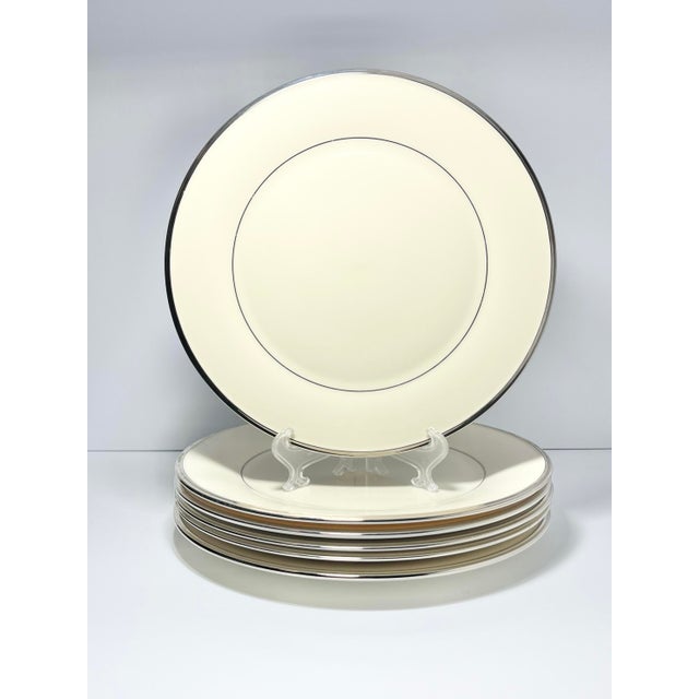 Lenox “Solitaire” Set of 6 Bone China Dinner Plates 10 3/4” Excellent condition. No chips, cracks, or fleabites. Length 10...