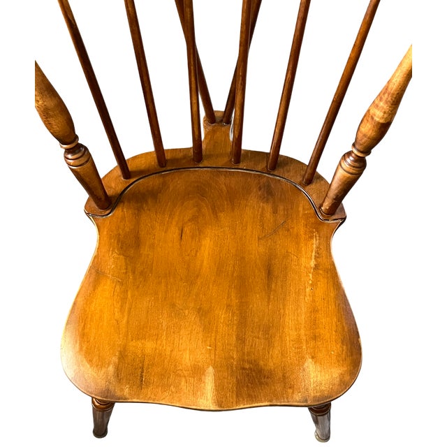 Set of Four Vintage Windsor Dining Chairs in Nutmeg Finish — Two Ethan Allen & Two Companion Chairs For Sale - Image 9 of 18