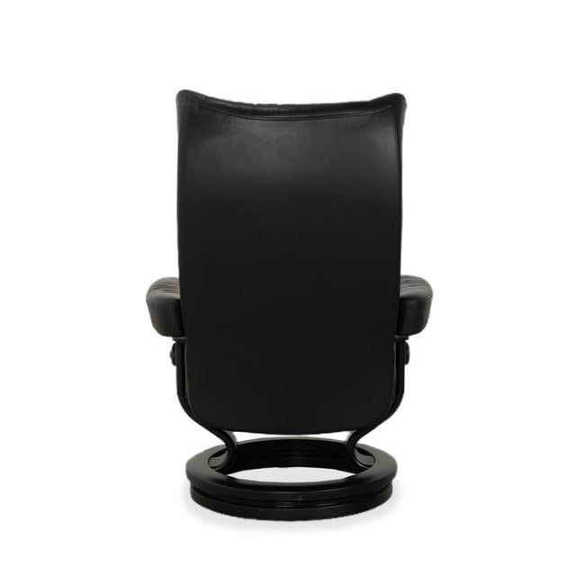 Set of Wing Leather Chair with Ottoman from Stressless For Sale - Image 16 of 18