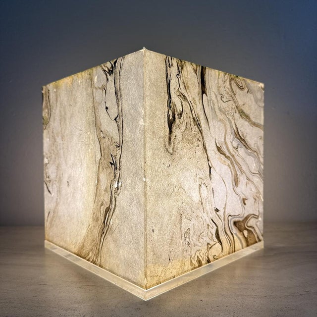 Mid-Century Modern Cube Table Lamp, 1970s For Sale - Image 16 of 18