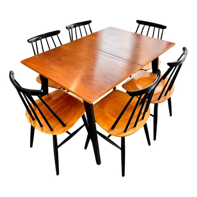 Dining Table and Chairs by Ilmari Tapiovaara for Asko, Finland, 1950s, Set of 7 For Sale
