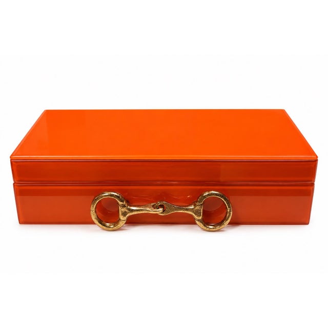 Beautiful equestrian-inspired decorative box featuring a chic Hermès-style design. Crafted in glossy glass with elegant...