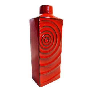 Red "Zyclon" Modernist Vase by Cari Zalloni For Sale