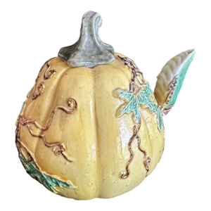 Antique Chinese Porcelain Water Dropper; Gourd-Shaped Scholar's Tool; Qing Dynasty