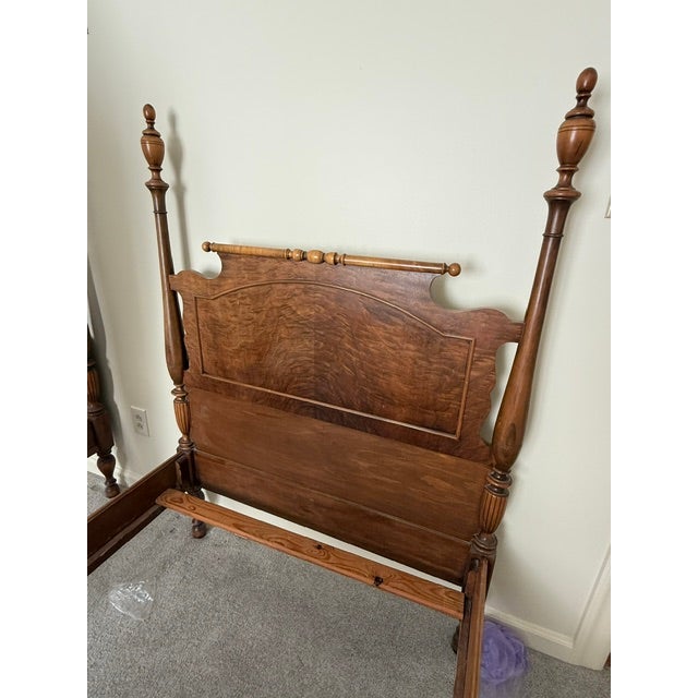 1950s Berkey and Gay Four Poster Twin Beds For Sale - Image 5 of 12