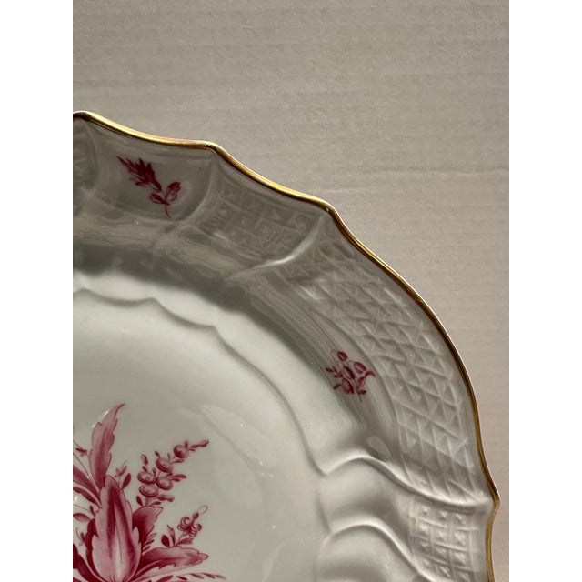 1960s 1960s Hutschenreuther Dresden Marina China Service for Eight- 42 Pieces For Sale - Image 5 of 9