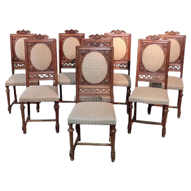 Antique Renaissance Style Walnut Dining Chairs, Set of 8 For Sale