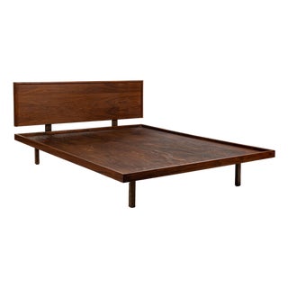 Vintage Mid-Century Walnut Wood Platform Bed by Richard Artschwager (Attr.) 1950s For Sale