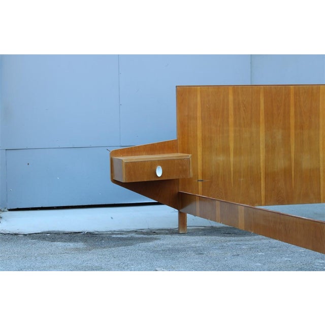 Italian Chestnut Bed attributed to Gio Ponti, 1950s For Sale - Image 13 of 18