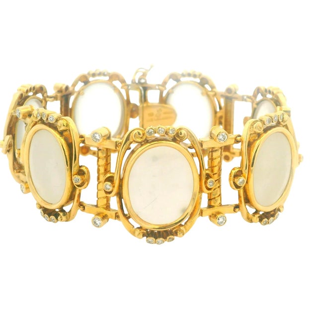 Metal 1960s Ilias Lalaounis 18k Gold Frosted Crystal & Diamond Bracelet For Sale - Image 7 of 11