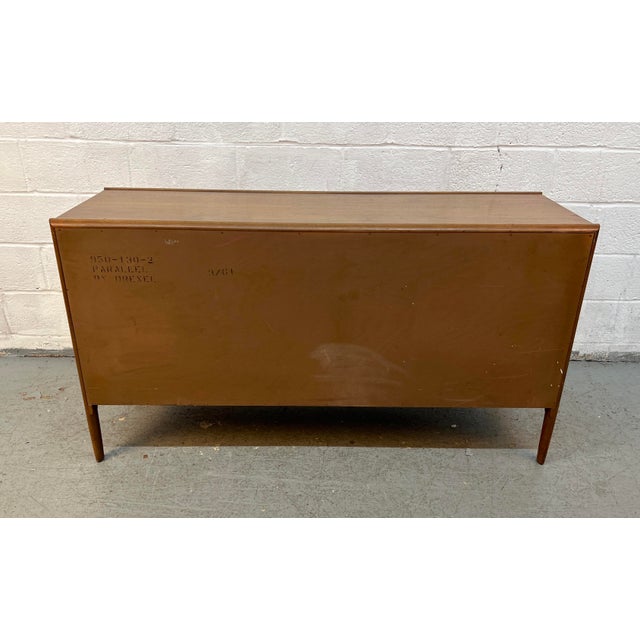 Mid 20th Century Barney Flagg for Drexel Parallel Mid-Century Walnut Credenza For Sale - Image 15 of 16
