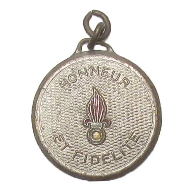 Early 20th Century Vintage French Medal Collection, S/4 For Sale - Image 5 of 6