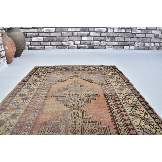1960s Geometric Oushak Floral Carpet For Sale - Image 5 of 10