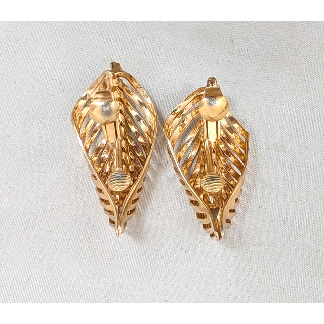 Gold Vintage 1968 Signed Napier Goldtone Leaf Clip Earrings - 2 Pieces For Sale - Image 8 of 8