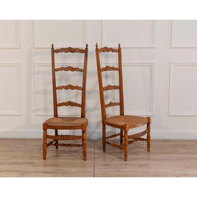 French Provincial Pair of 19th Century French Provençal Nurse’s Chairs in Beechwood For Sale - Image 3 of 9