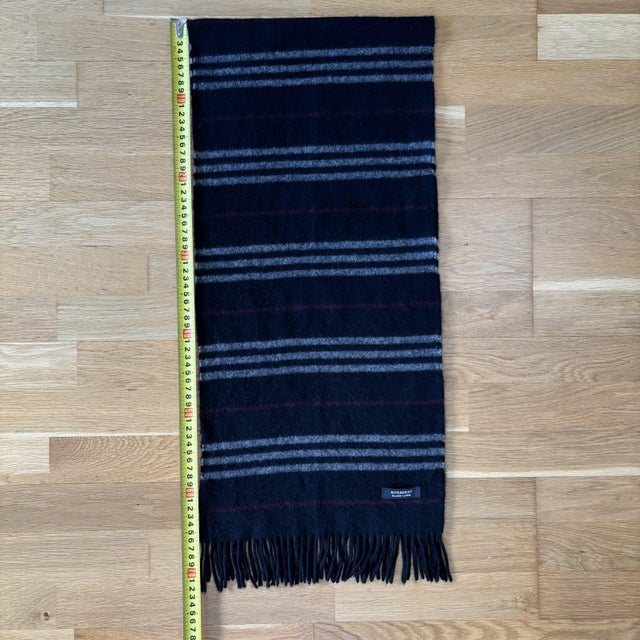 Burberry Black Label 100% Cashmere Scarf For Sale - Image 9 of 15