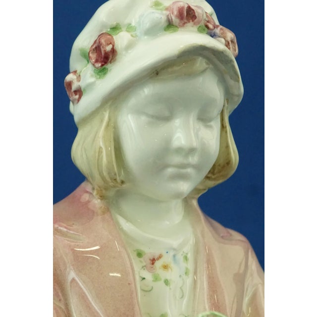 20th Century Art Nouveau Ceramic Seated Girl with a Bouquet of Flowers by Muller for Goldscheider, Austria, Early 1900s For Sale - Image 15 of 18
