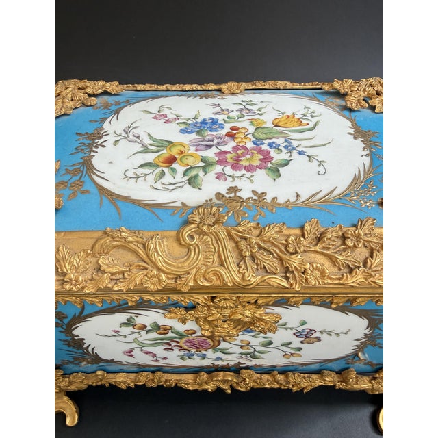 19th Century Porcelain and Gilt Bronze Casket, France For Sale - Image 5 of 18
