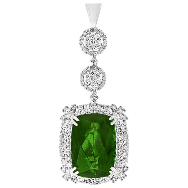17 Carat Green Tourmaline and 4 Carat Diamond Pendant / Necklace 14 Karat Gold For Sale - Image 15 of 18
