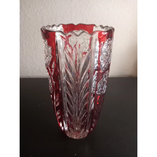 1970s Hofbauer German Cut to Clear Lead Crystal Vase For Sale - Image 5 of 6