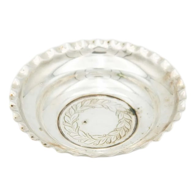 Circular Silver Ring with Wavy Edges For Sale