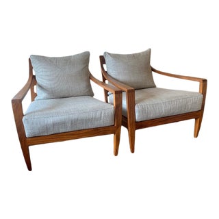 Minotti Low Lounge Club Chairs - A Pair For Sale