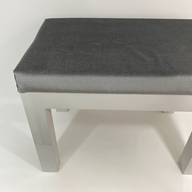 Mid-Century Modern 1980s Parsons Grey Laminate Upholstered Bench For Sale - Image 3 of 10
