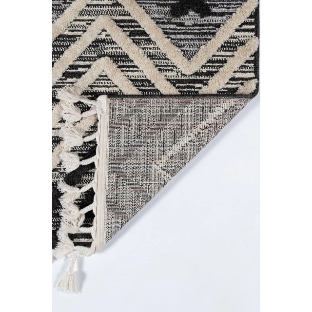 2020s Momeni Odessa Elianna Black 5'3" X 7'6" Area Rug For Sale - Image 5 of 6