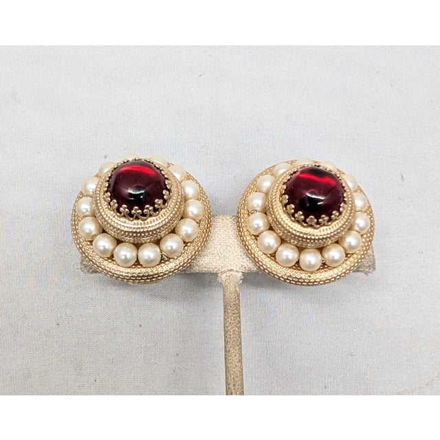 Mid-Century Modern Vintage 1950s Signed Napier Goldtone Cabochon Faux-Garnet & Pearl Clip Earrings-2 Pieces For Sale - Image 3 of 7