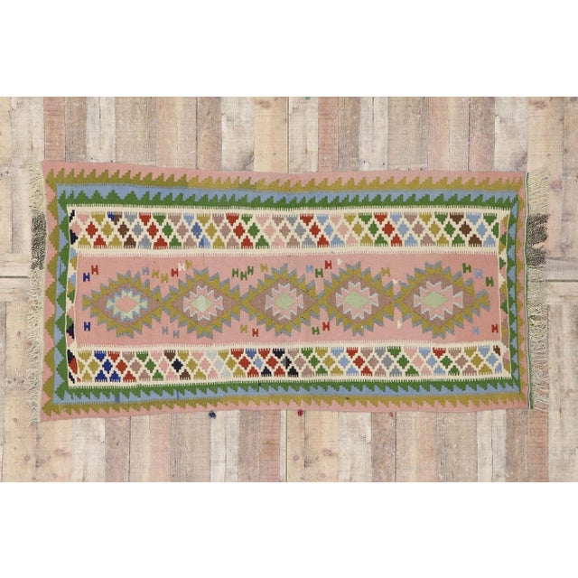 Rose Vintage Persian Shiraz Kilim Rug - 03'05 X 06'04 For Sale - Image 8 of 9