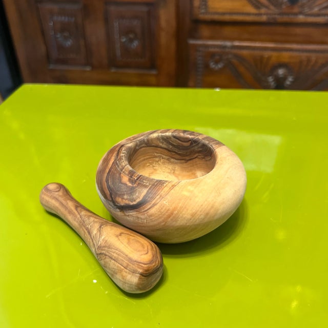 Delve into the timeless art of handcrafted pottery with a vintage marble mortar and pestle. For centuries, artisans have...