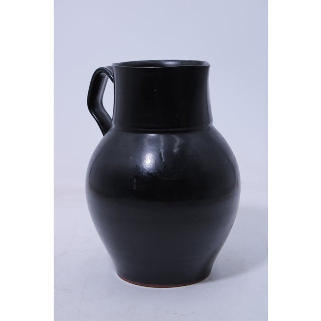 Traditional 1960s Pottery Stoneware Pitcher W. Handle - Stamped For Sale - Image 3 of 15