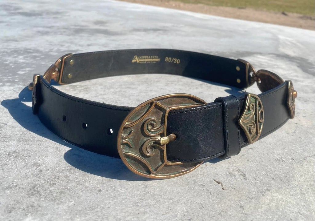 Doppia Vita Women 80/30 Chic Black Belt with Gold Buckle Accents LANOBA Women Wide Waist Belt Double Grommet With Gold Buckle  main image 2