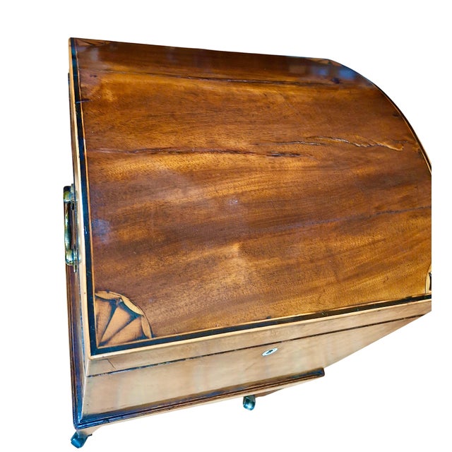 Chestnut George III Period Inlaid Mahogany Liquor Box or Cellarette For Sale - Image 8 of 16