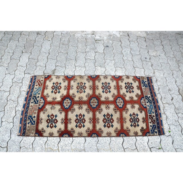 1960s Small Floral Wool For Sale - Image 6 of 11