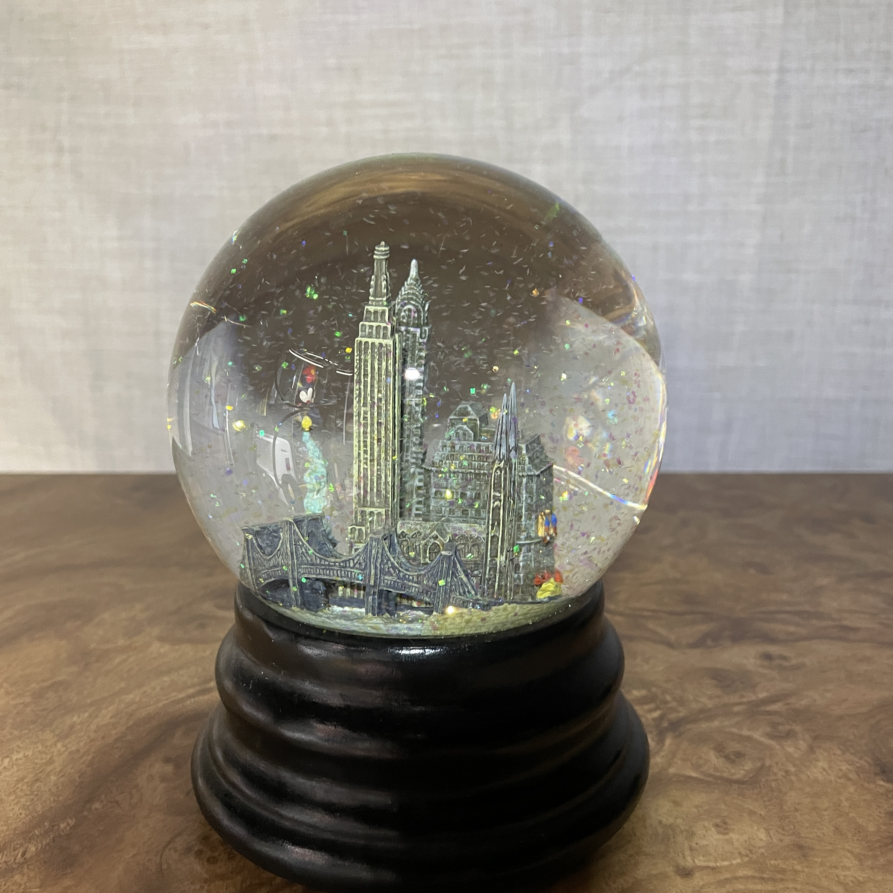 Sak's Fifth Avenue New York City Musical Snow Globe | Chairish