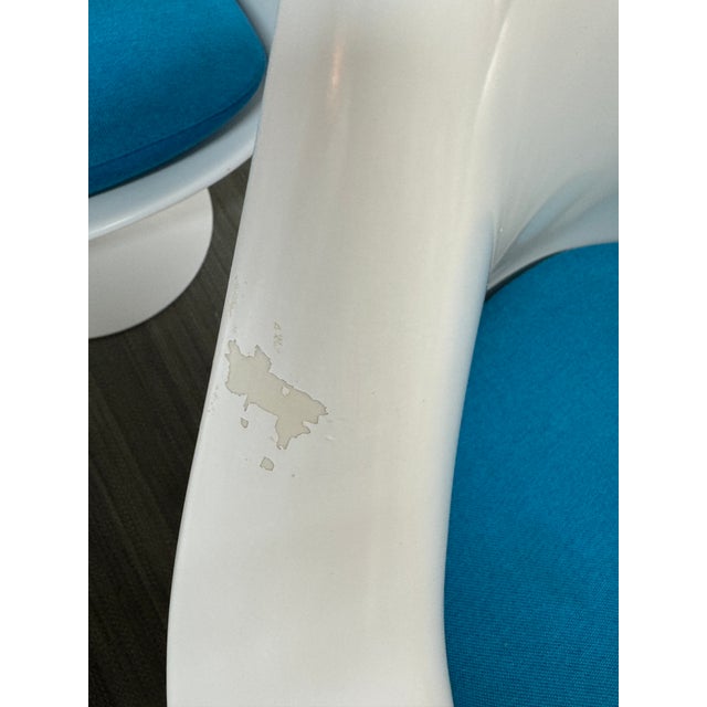 Eero Saarinen for Knoll Tulip Swivel Arm Chairs, Set of Five For Sale - Image 11 of 12