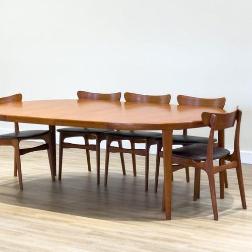 Mid-Century Danish Model 16 Double Extendable Dining Table in Teak from VV Møbler, 1960s For Sale - Image 18 of 18