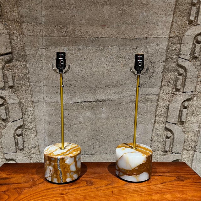 Pr Limited Edition Polished Quartz Table Lamps For Sale In San Diego - Image 6 of 11