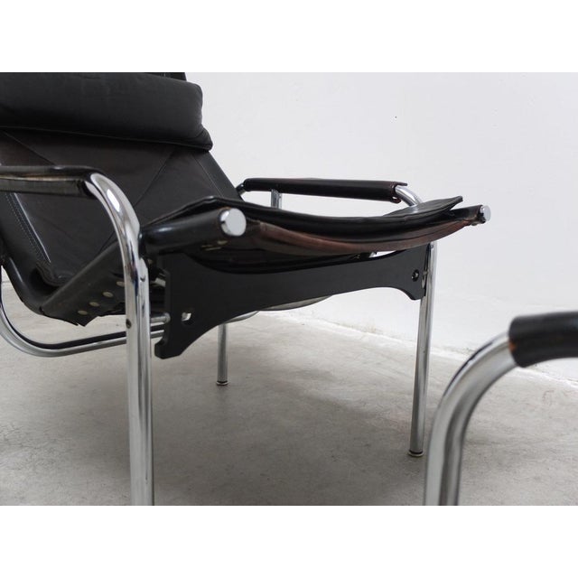 Hans Eichenberger Set of Reclining He1106 Lounge Chair with Ottoman by Hans Eichenberger for Strässle, 1978 For Sale - Image 4 of 16