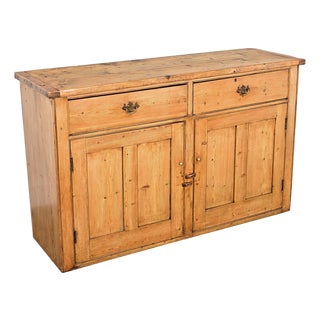 English 19th Century Pine Buffet-Dresser For Sale
