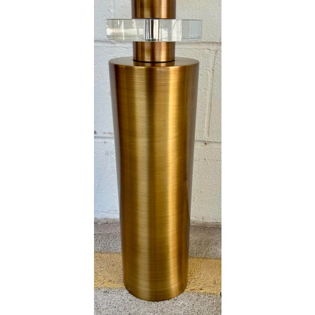 Original retail $760, stylish Currey & Company Modern Optic Crystal Brass Shani Drinks Table, showroom floor sample