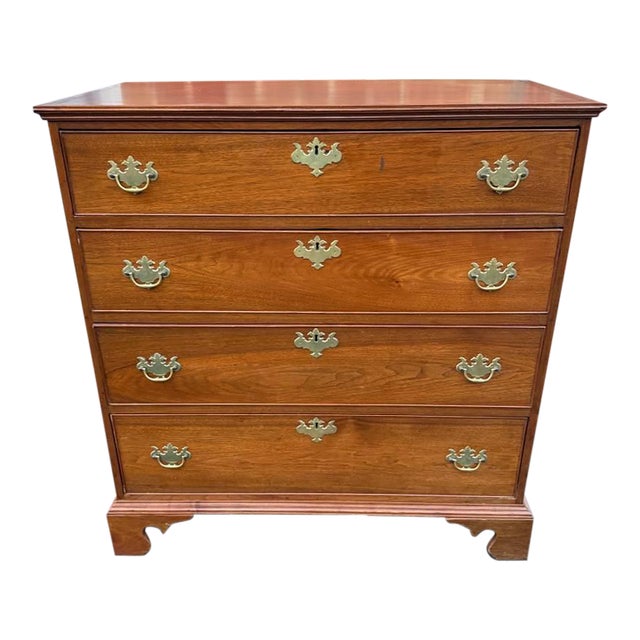 Antique Chippendale Style Hand Cut Dovetailed Top 4 Drawer Bachelor Chest. For Sale