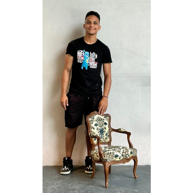 Vintage Regency Distressed Fleur De Leys Fireside Chair For Sale In West Palm - Image 6 of 8