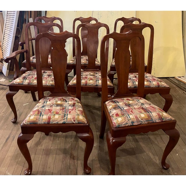 Henkel Harris Late 20th Century Henkel Harris Set of 8 Queen Anne Wild Black Cherry Dining Chairs 2 Armchairs For Sale - Image 4 of 12