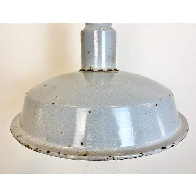 1950s Large Mid-Century Industrial Grey Enamel Factory Lamp, 1950s For Sale - Image 5 of 17