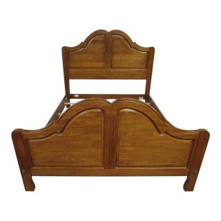 French Country Ethan Allen Maple Legacy Queen Size Bed For Sale