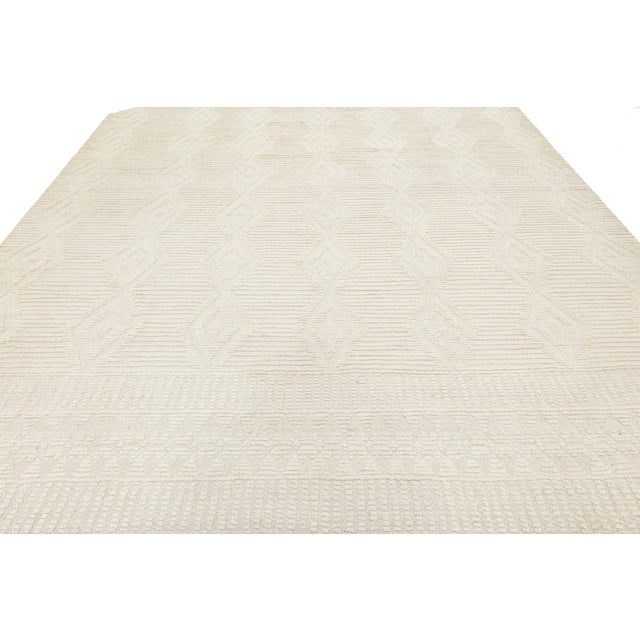 2010s Ivory Geometric Handmade Modern Moroccan Wool Area Rug For Sale - Image 5 of 10