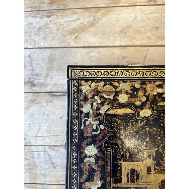 Exceptional Chinese Export Gilt Black Lacquer Chinoiserie Decorated Lap Desk For Sale - Image 11 of 12